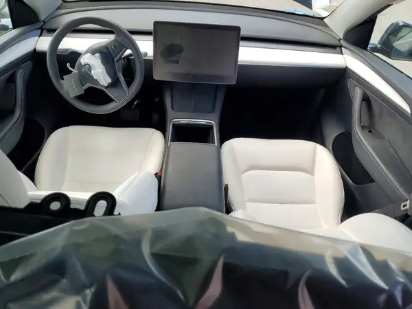 7SAYGAEE3SF238473 2025 TESLA MODEL Y - Image 8