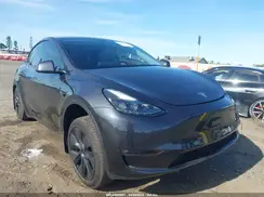 7SAYGAEE3SF302608 2025 TESLA MODEL Y