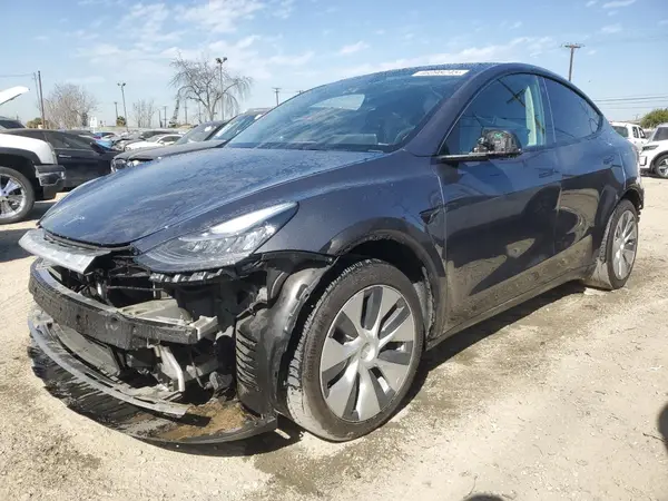 7SAYGAEE4NF346346 2022 TESLA MODEL Y - Image 1