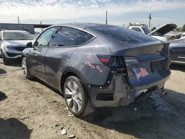7SAYGAEE4NF346346 2022 TESLA MODEL Y - Image 2