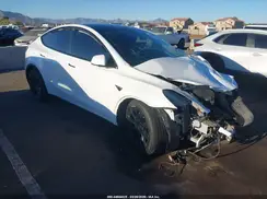 7SAYGAEE4NF351577 2022 TESLA MODEL Y