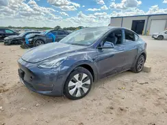 7SAYGAEE4NF398740 2022 TESLA MODEL Y