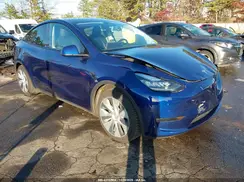 7SAYGAEE4NF428691 2022 TESLA MODEL Y
