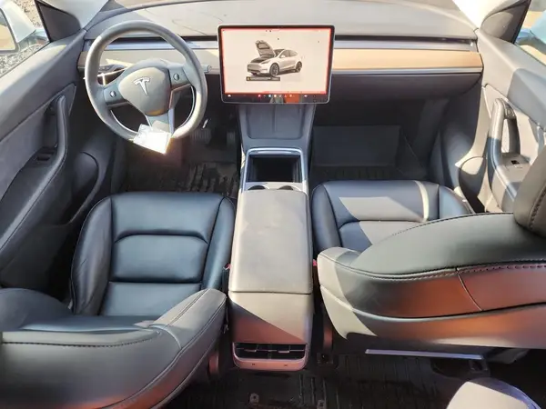 7SAYGAEE4NF430845 2022 TESLA MODEL Y - Image 8