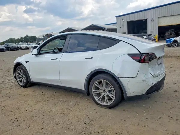 7SAYGAEE4NF433776 2022 TESLA MODEL Y - Image 2
