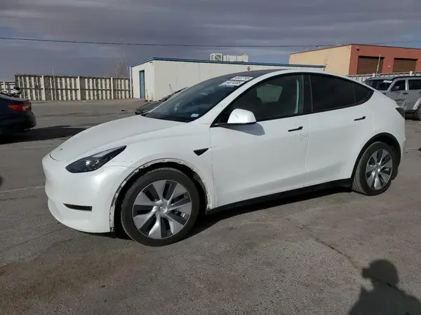 7SAYGAEE4NF517757 2022 TESLA MODEL Y - Image 1