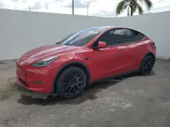 7SAYGAEE4NF524272 2022 TESLA MODEL Y