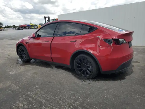 7SAYGAEE4NF524272 2022 TESLA MODEL Y - Image 2
