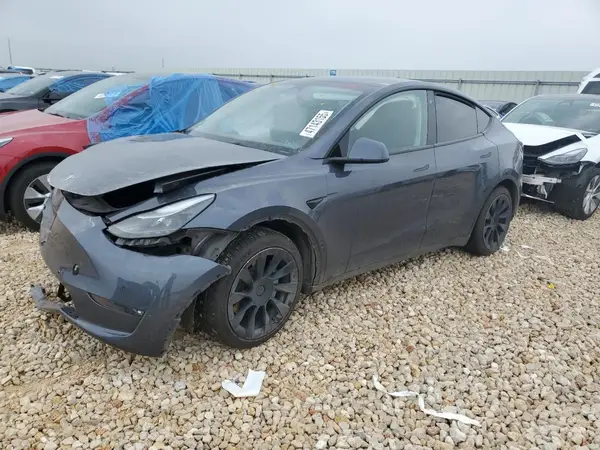 7SAYGAEE4NF543503 2022 TESLA MODEL Y - Image 1