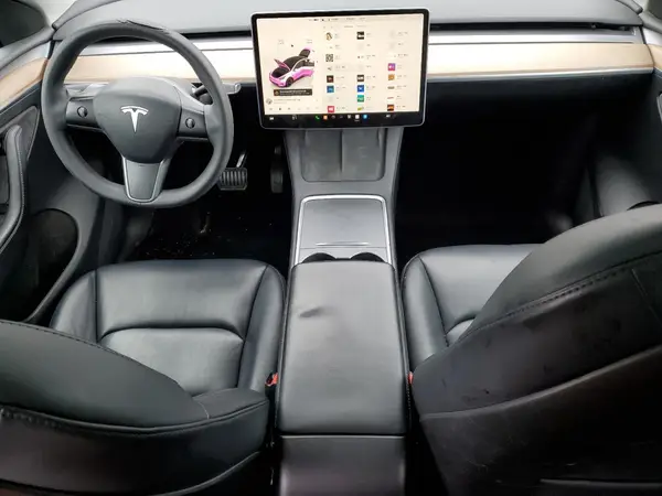 7SAYGAEE4NF560267 2022 TESLA MODEL Y - Image 8