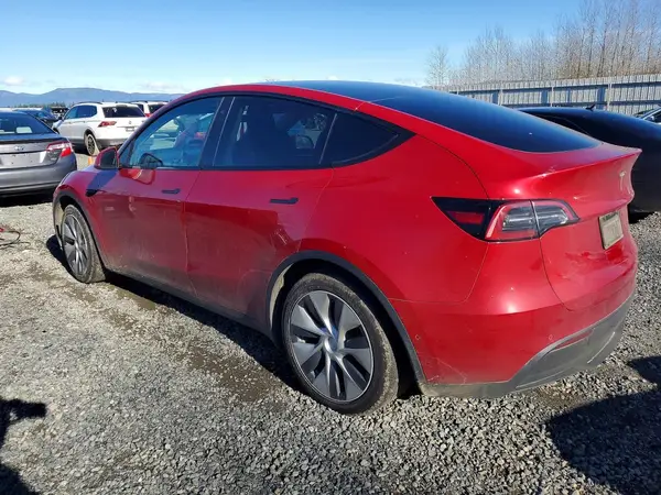 7SAYGAEE4NF560706 2022 TESLA MODEL Y - Image 2