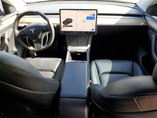 7SAYGAEE4PF634936 2023 TESLA MODEL Y - Image 8