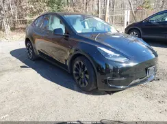 7SAYGAEE4PF642258 2023 TESLA MODEL Y