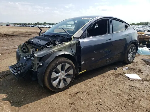 7SAYGAEE4PF701440 2023 TESLA MODEL Y - Image 1