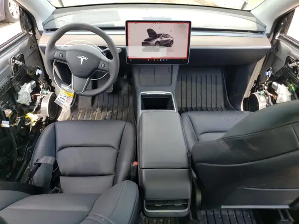 7SAYGAEE4PF701440 2023 TESLA MODEL Y - Image 8