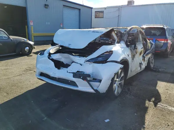7SAYGAEE4PF740805 2023 TESLA MODEL Y - Image 1