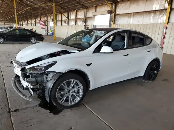 7SAYGAEE4PF833503 2023 TESLA MODEL Y - Image 1