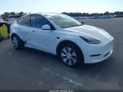 7SAYGAEE4PF833923 2023 TESLA MODEL Y