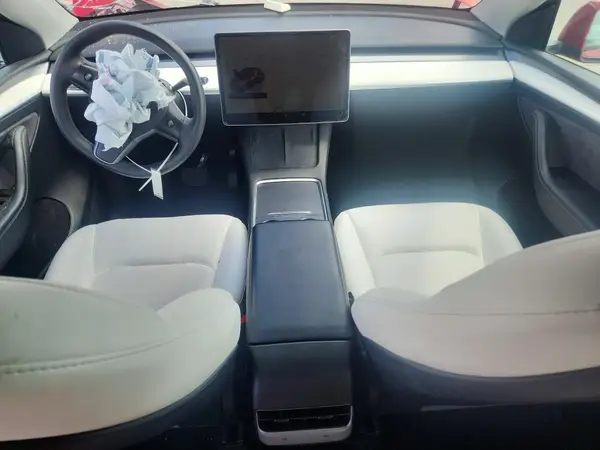 7SAYGAEE4PF838913 2023 TESLA MODEL Y - Image 8