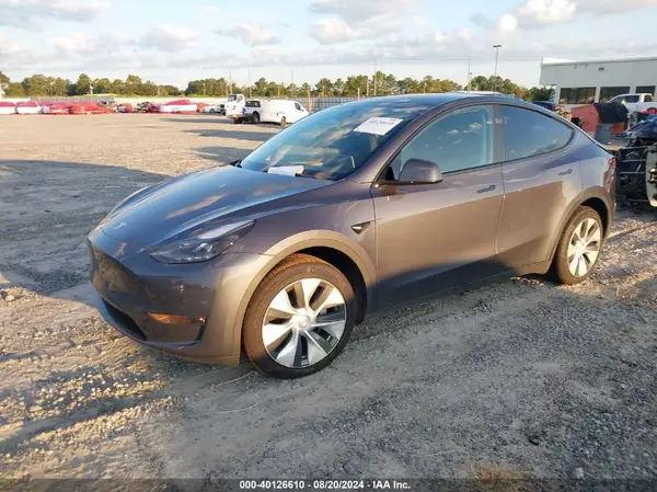 7SAYGAEE4PF878635 2023 TESLA MODEL Y - Image 2