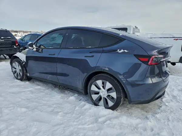 7SAYGAEE4PF885830 2023 TESLA MODEL Y - Image 2