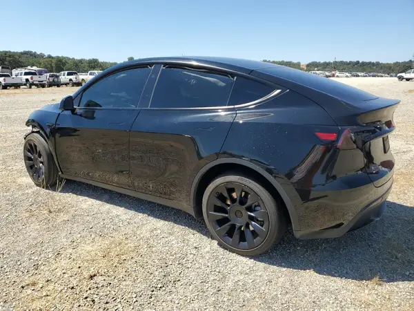 7SAYGAEE4PF897802 2023 TESLA MODEL Y - Image 2