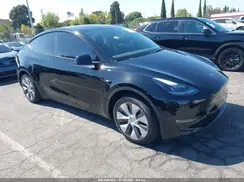 7SAYGAEE4PF902139 2023 TESLA MODEL Y