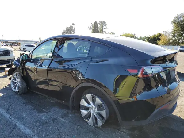 7SAYGAEE4PF902660 2023 TESLA MODEL Y - Image 2