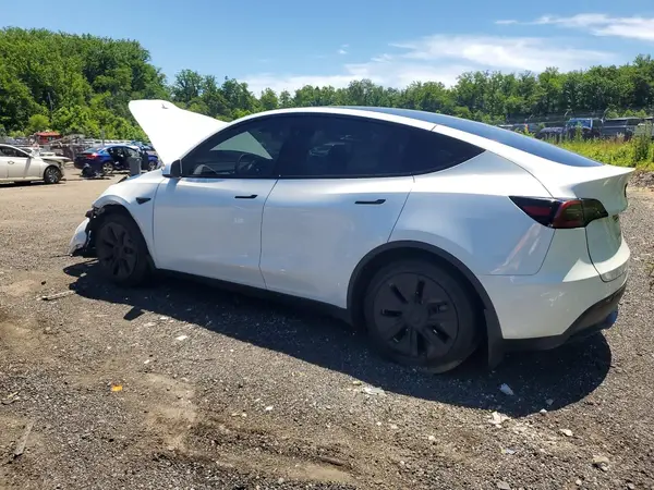 7SAYGAEE4PF910712 2023 TESLA MODEL Y - Image 2