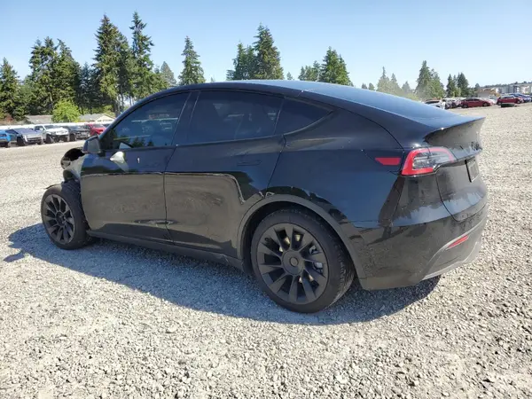 7SAYGAEE4PF927719 2023 TESLA MODEL Y - Image 2