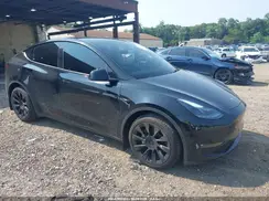 7SAYGAEE4PF940258 2023 TESLA MODEL Y