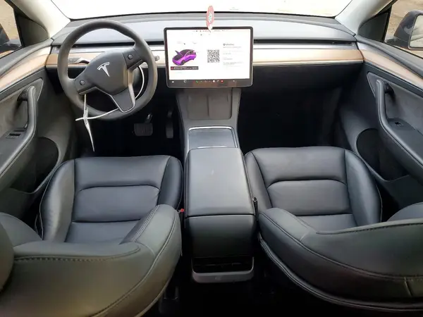 7SAYGAEE4RF003431 2024 TESLA MODEL Y - Image 8