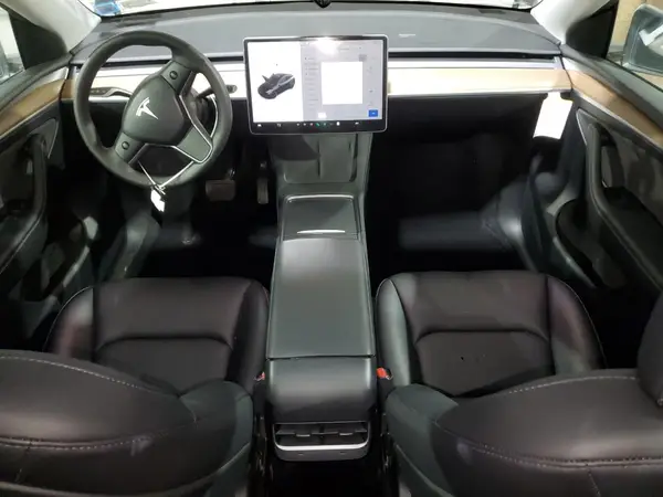 7SAYGAEE4RF009925 2024 TESLA MODEL Y - Image 8