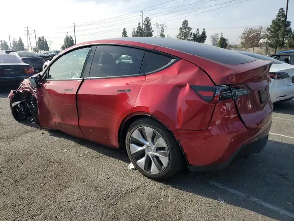 7SAYGAEE4RF028667 2024 TESLA MODEL Y - Image 2