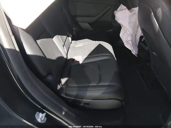 7SAYGAEE4RF029320 2024 TESLA MODEL Y - Image 8