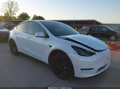 7SAYGAEE4RF039040 2024 TESLA MODEL Y