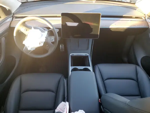7SAYGAEE4RF082504 2024 TESLA MODEL Y - Image 8