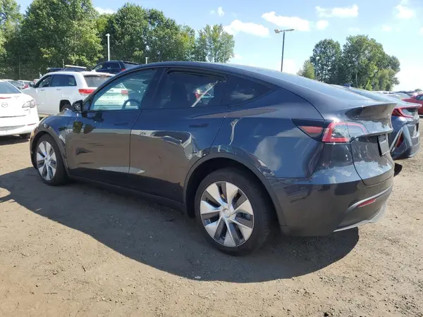 7SAYGAEE4RF089002 2024 TESLA MODEL Y - Image 2