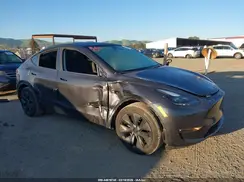 7SAYGAEE4RF104680 2024 TESLA MODEL Y