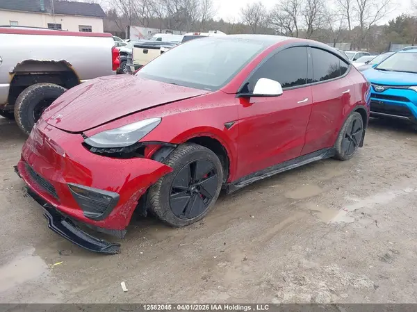 7SAYGAEE4RF106087 2024 TESLA MODEL Y - Image 2
