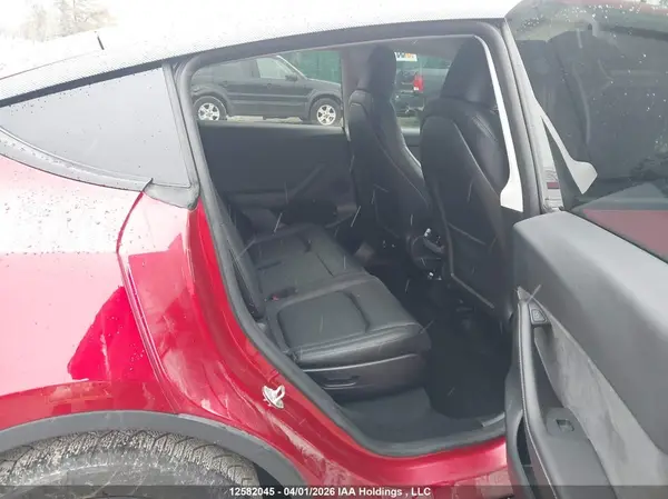 7SAYGAEE4RF106087 2024 TESLA MODEL Y - Image 8