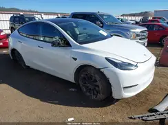 7SAYGAEE4RF106218 2024 TESLA MODEL Y