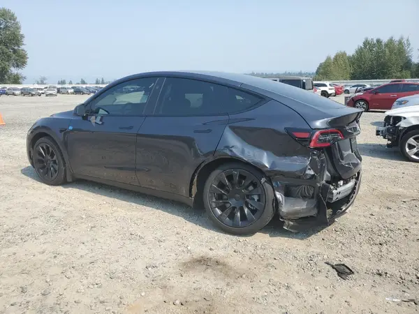 7SAYGAEE4RF119311 2024 TESLA MODEL Y - Image 2
