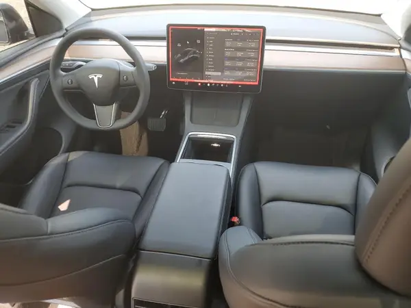 7SAYGAEE4RF119311 2024 TESLA MODEL Y - Image 8