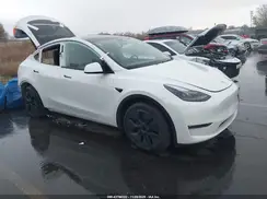 7SAYGAEE4RF149473 2024 TESLA MODEL Y
