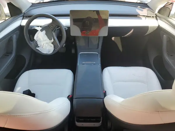 7SAYGAEE4RF182134 2024 TESLA MODEL Y - Image 8