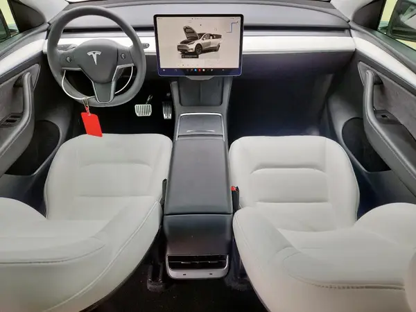 7SAYGAEE4RF194736 2024 TESLA MODEL Y - Image 8
