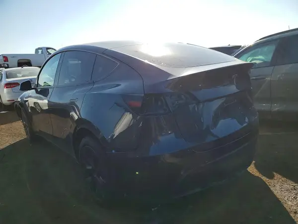 7SAYGAEE4RF199967 2024 TESLA MODEL Y - Image 2