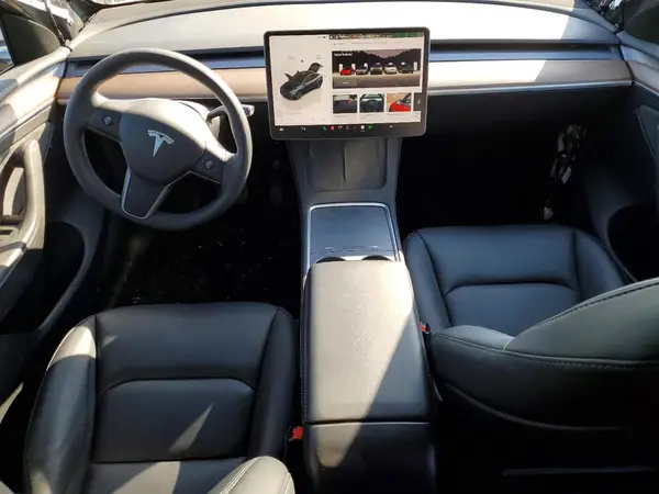 7SAYGAEE4RF199967 2024 TESLA MODEL Y - Image 8