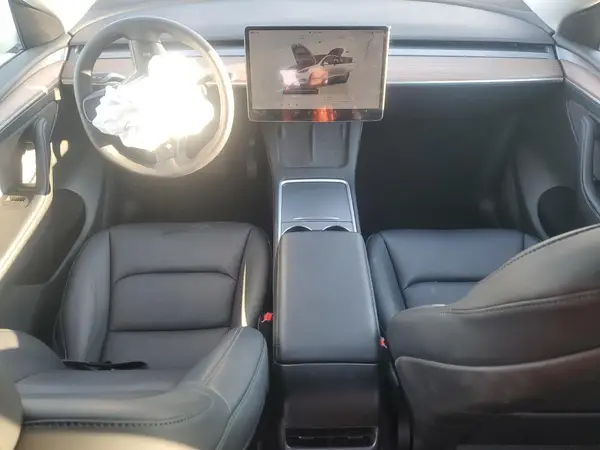 7SAYGAEE4RF206318 2024 TESLA MODEL Y - Image 8